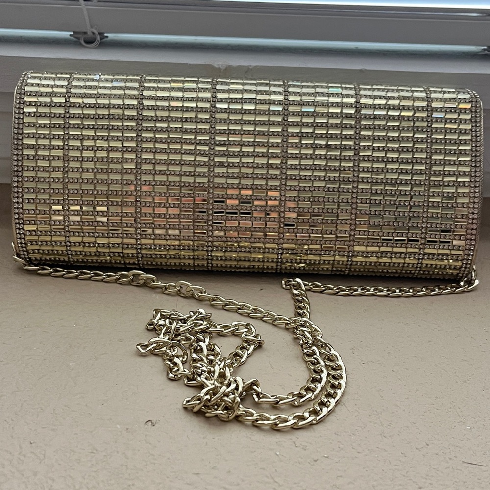 Starlet Gold Chain Evening Clutch - Picture 4 of 4